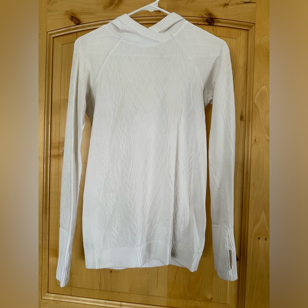 White cabled Lulu top